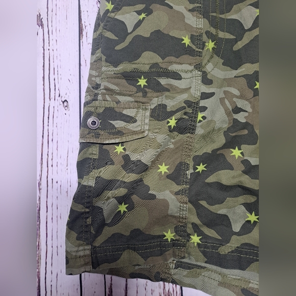 Style & Co Zig Zago Cargo Shorts-18 - Picture 8 of 8